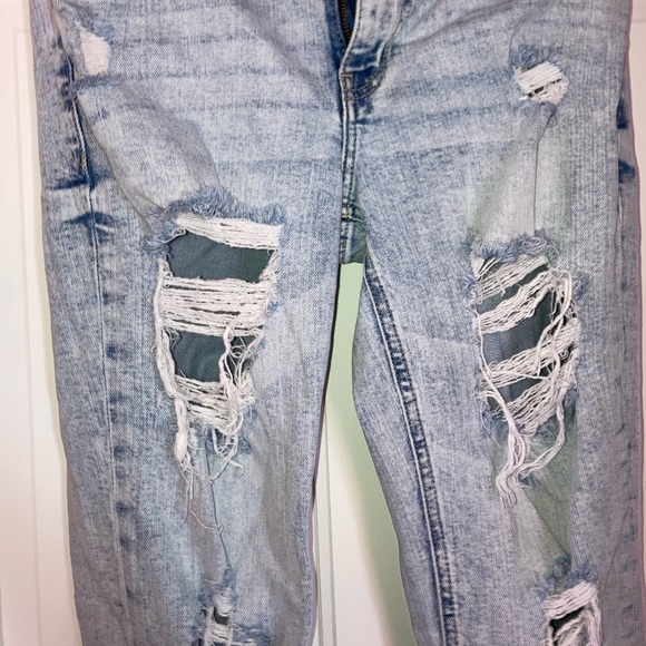 Light Wash Girlfriend Jeans - Picture 2 of 4